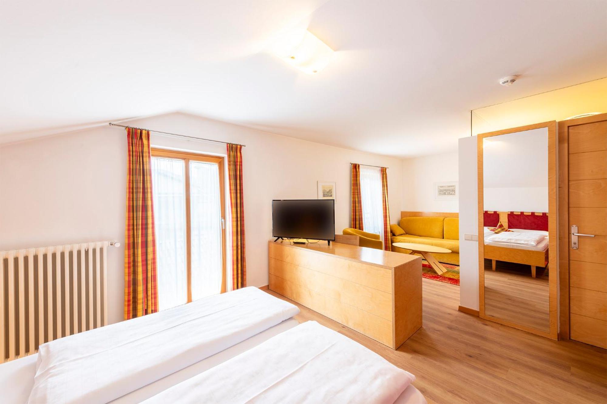Hotel Figl ***S Bolzano Esterno foto